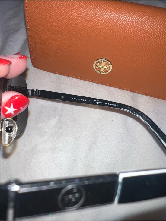 Tory Burch Orange Saffiano Wallet-Style Sunglass Case with Black Aviator Shades main image 4
